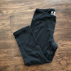 New Balance: black active capri